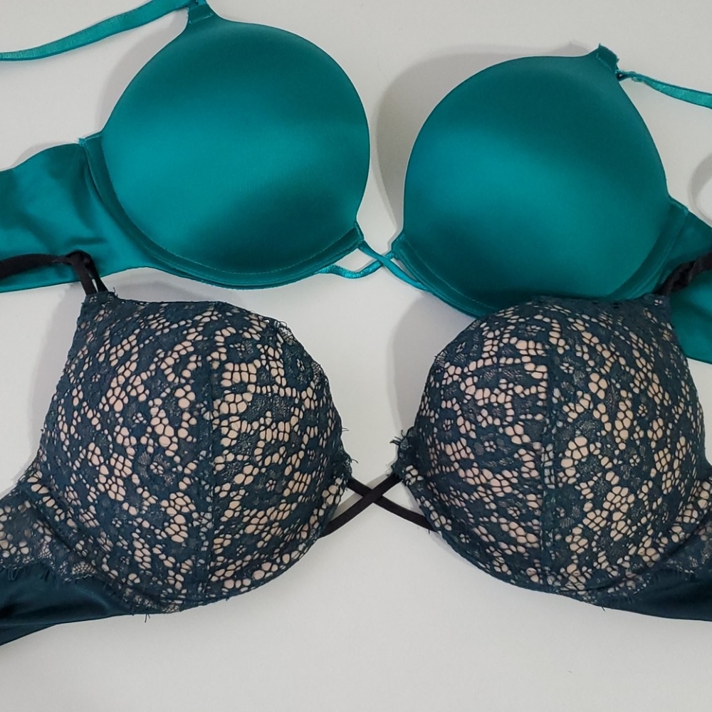 Lot of 2 Victoria's Secret Plunge Pushup bras 34B